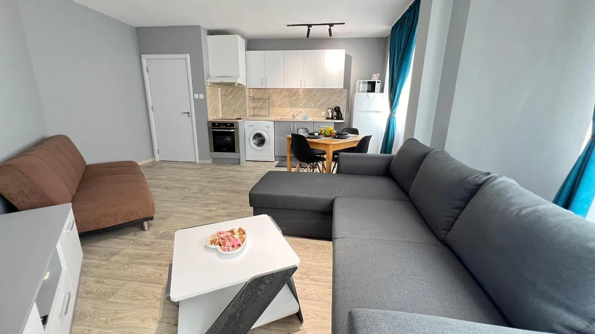 An Sea Garden Apartment Varna