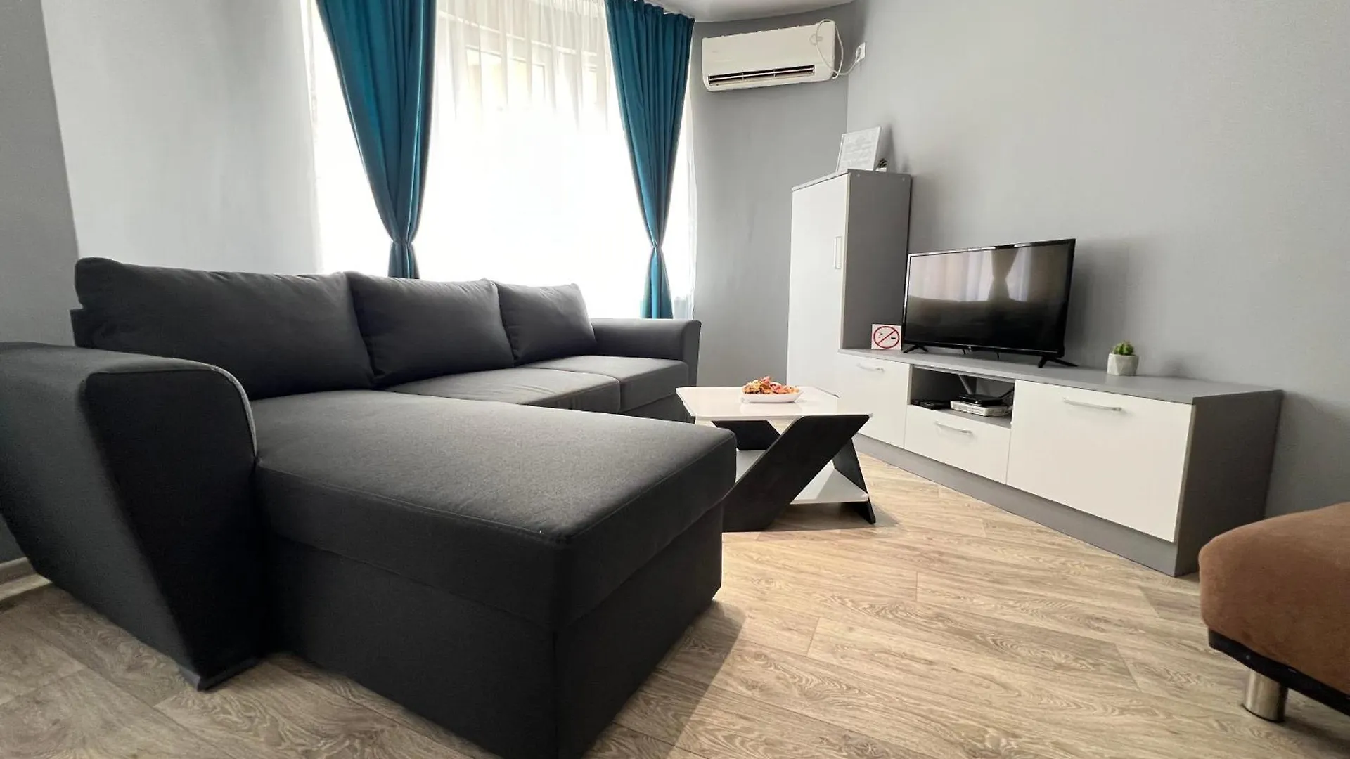An Sea Garden Apartment Varna